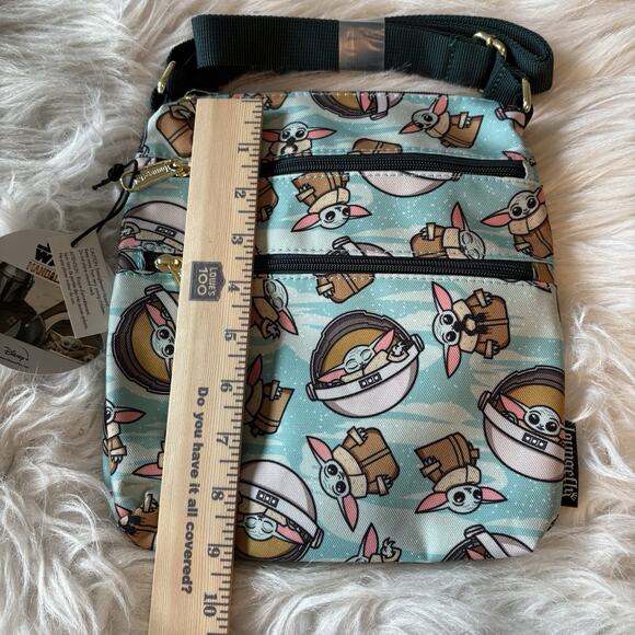 Loungefly Star Wars The Mandalorian Grogu Passport Crossbody Bag The‎ Child NWT - Picture 6 of 8